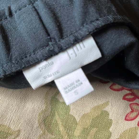 PURE JILL Size Small Pointe Slim Leg Pants Classic Navy Stretch PullOn $99 NEW - Picture 9 of 13